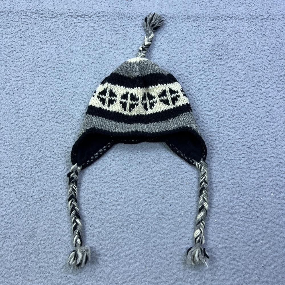 D&Y Beanie Toque Adult OS Black/Gray Stripe Ear Flap 100% Wool Made‎ Nepal Woven